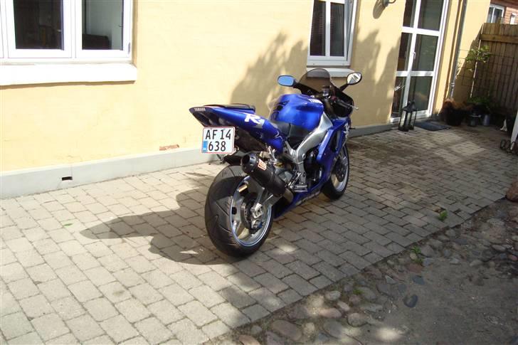 Yamaha yzf-r1 solgt billede 1