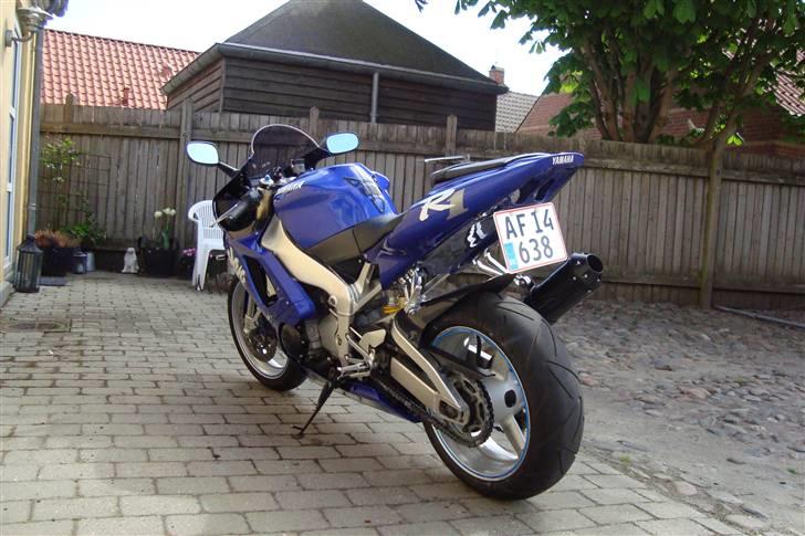 Yamaha yzf-r1 solgt billede 5