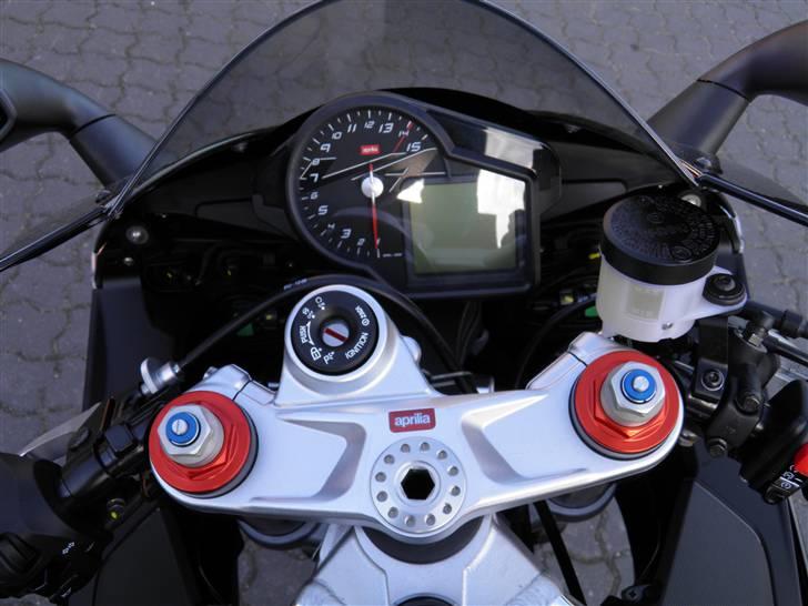 Aprilia RSV4 R billede 4