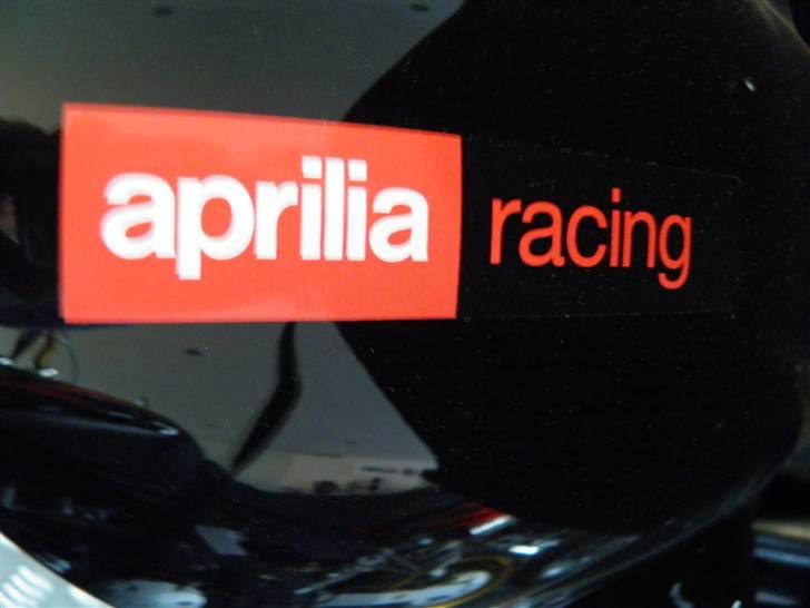 Aprilia RSV4 R billede 9