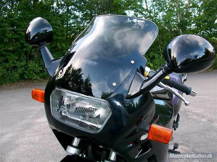 Suzuki GSX 600 F Solgt ;( billede 4