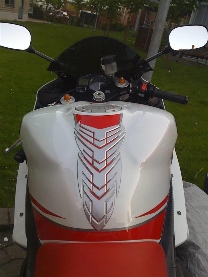 Yamaha yzf R1 Solgt billede 4