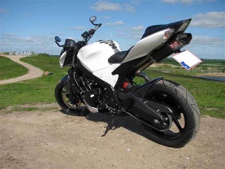 Honda CBR Streetfighter 600 billede 3