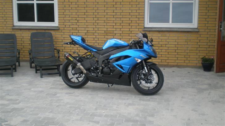 Kawasaki Zx6r "SOLGT" billede 1