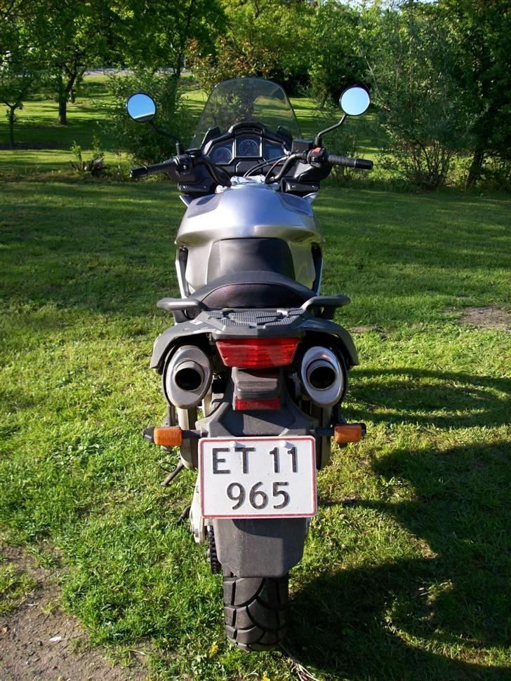 Aprilia ETV 1000 Caponord billede 8