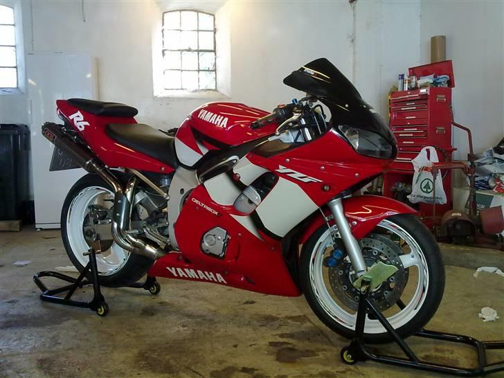 Yamaha yzf R6 billede 13