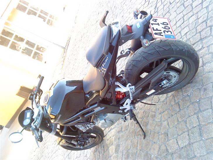 Hyosung GT 650 Naza Blade 2 billede 10