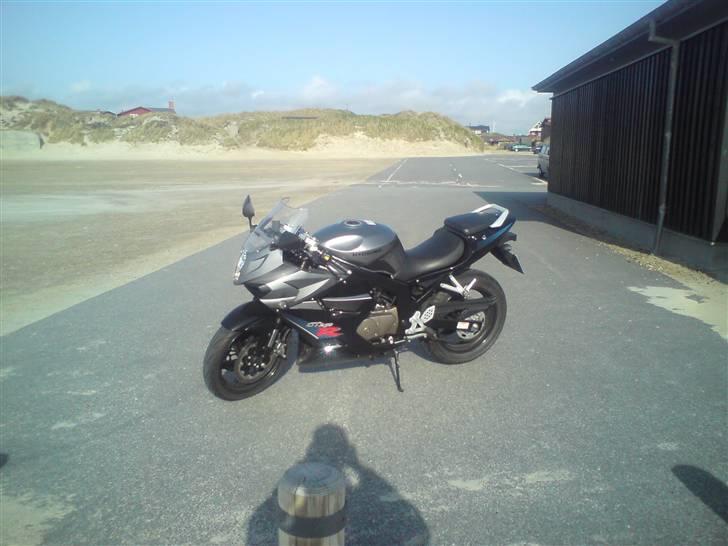 Hyosung GT250R billede 6