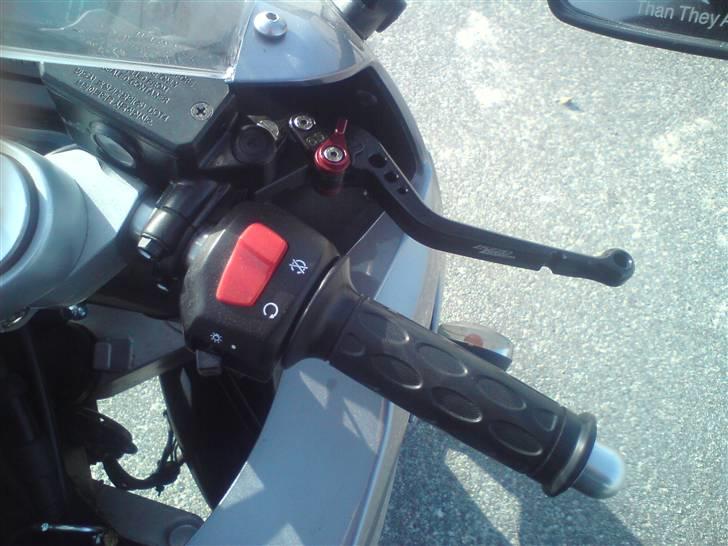 Hyosung GT250R billede 8