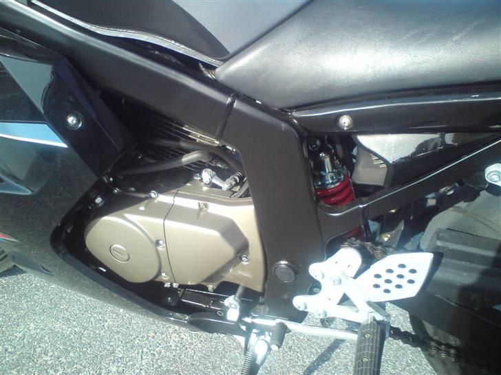 Hyosung GT250R billede 14