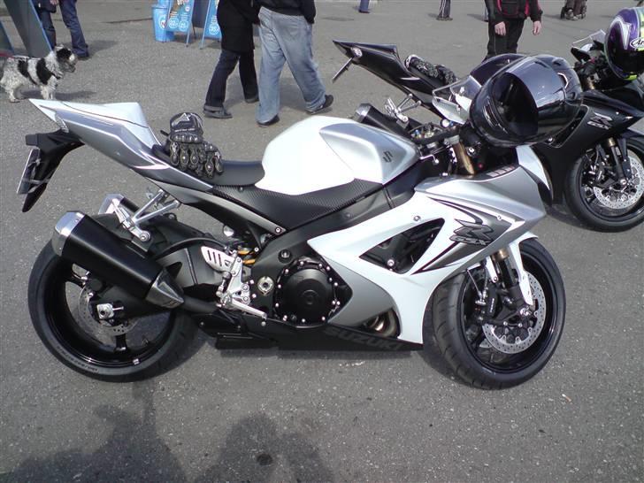 Suzuki GSX-R 1000 - Lige hentet hos Enghave Motor billede 3