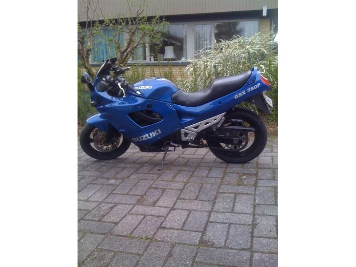 Suzuki GSX 750 F RIP billede 1