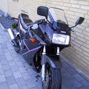 Yamaha FZ 750 -SOLGT