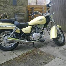 Suzuki GZ 125 Marauder