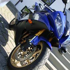 Yamaha YZF R6 Solgt