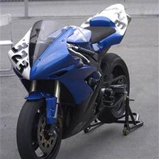 Yamaha YZF-R1 Baneracer ***SOLGT***