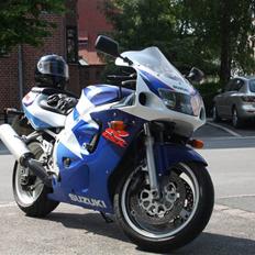 Suzuki GSXR-600