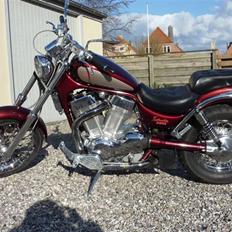 Suzuki intruder vs 1400