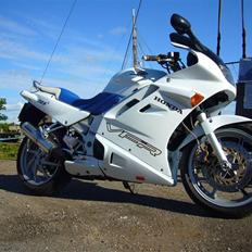 Honda VFR 750 F - RC36/1 SOLGT