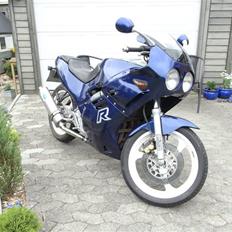 Suzuki GSX 250-R