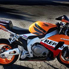 Honda CBR1000R• Repsol • 