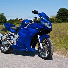 Suzuki SV650S