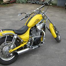 Suzuki VS800 Intruder - *Solgt*