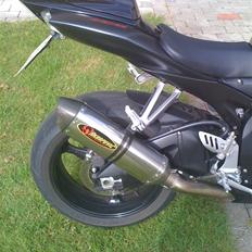 Suzuki GSXR 750