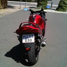 Suzuki RF 900R