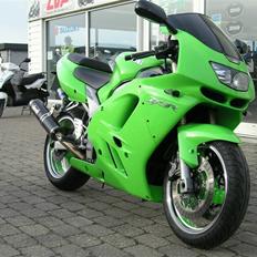 Kawasaki ZX9R Ninja
