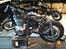 Suzuki Ls 650 "bobber" - Bælte pillet af, skal have nyt. Det er ved at sprække og har en lille sten skade. Den ser sku lidt nøgen ud!