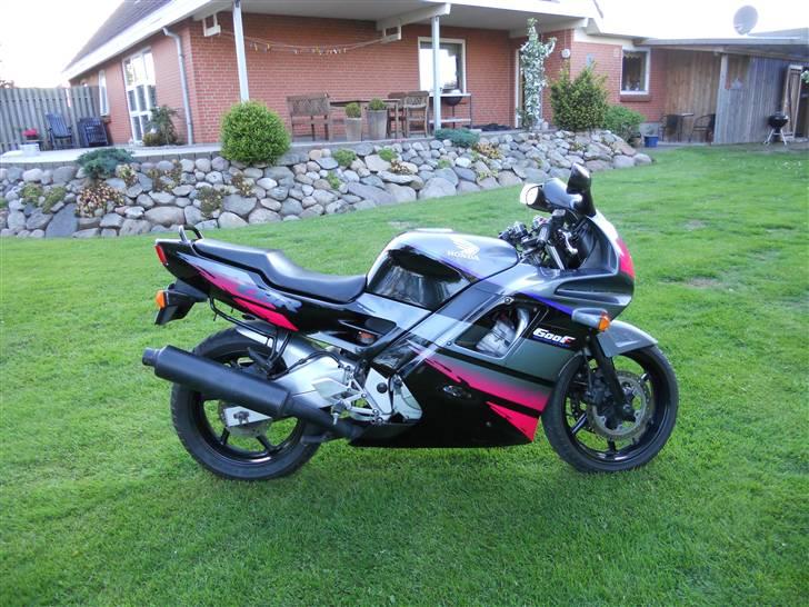 Honda CBR 600 F2 billede 8