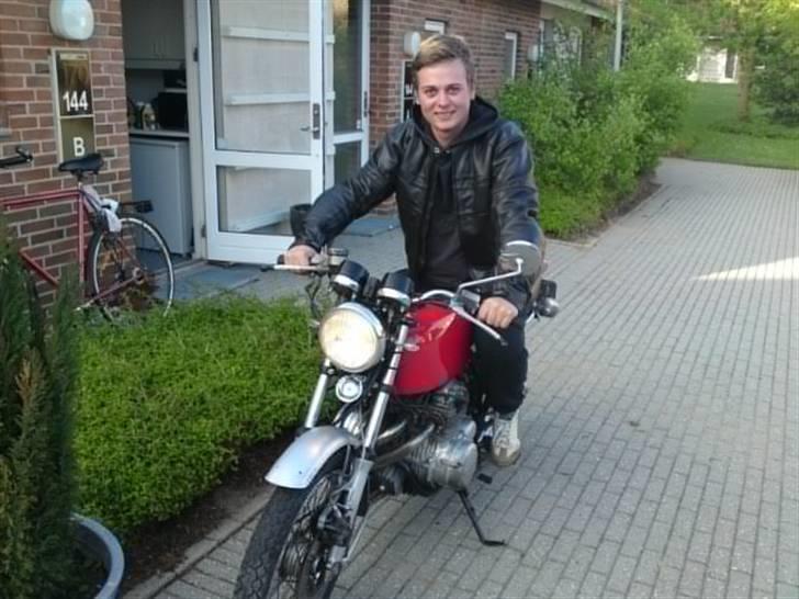 Honda cb 400 four super sport - Den glade ejer :) billede 1