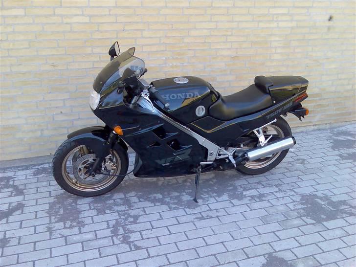 Honda VFR 750 - Solgt billede 16