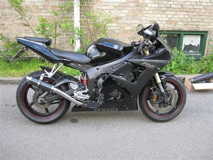 Yamaha YZF R6/S billede 1