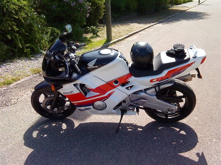 Honda CBR F2 billede 1