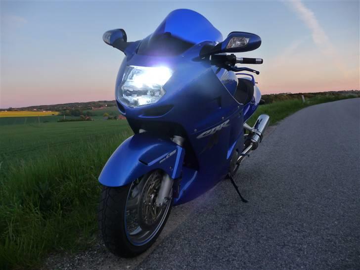 Honda CBR 1100 XX billede 2