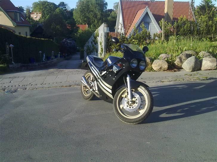 Suzuki GSXR 250 SS billede 2