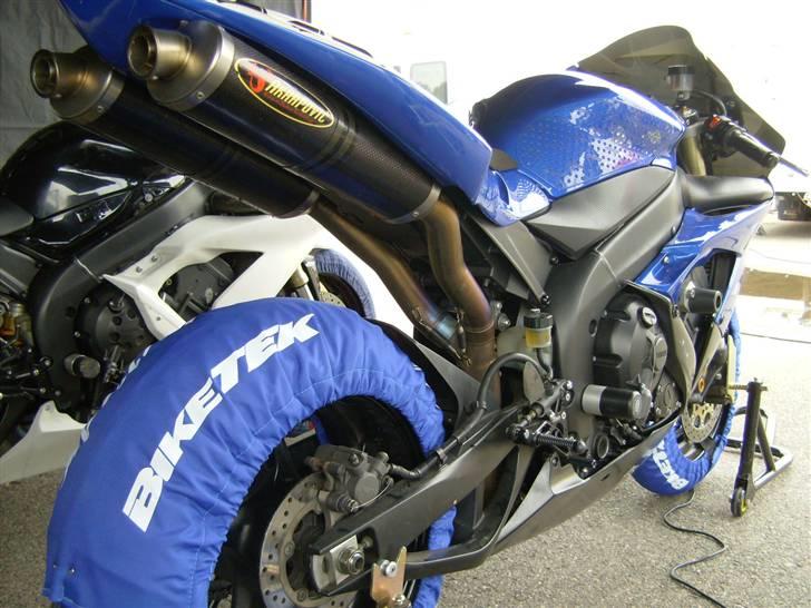 Yamaha YZF-R1 Baneracer ***SOLGT*** billede 3