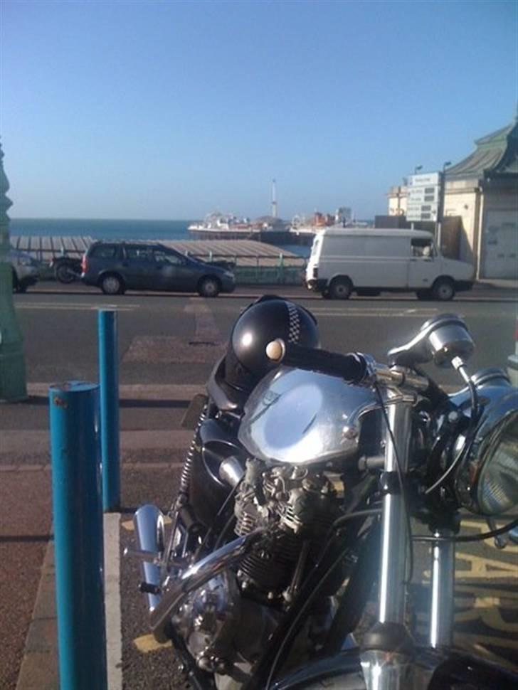 Triumph Bonneville T120R / Cafe Racer (SOLGT) - Brighton. billede 3