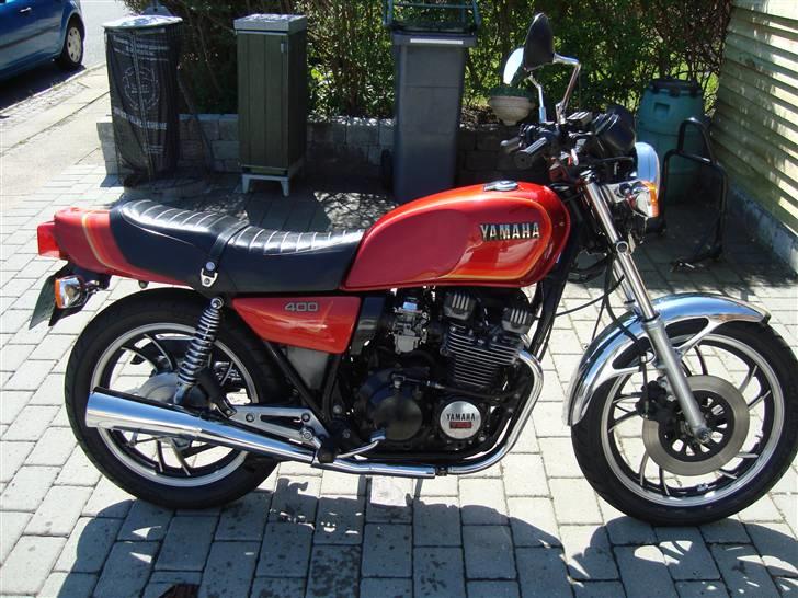 Yamaha Xj 400 billede 1