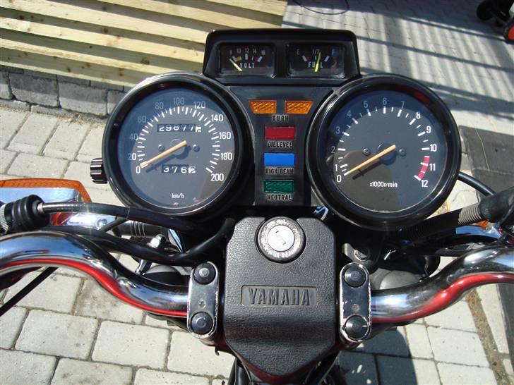 Yamaha Xj 400 billede 7