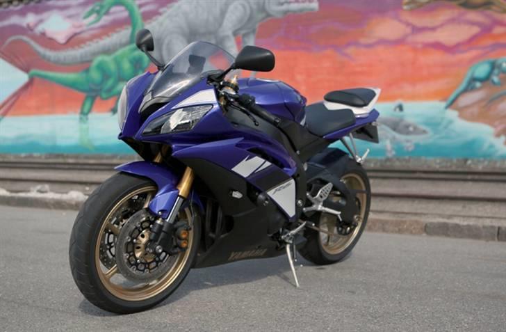 Yamaha YZF R6 (SOLGT) - Nyeste skud fra 2010 billede 1