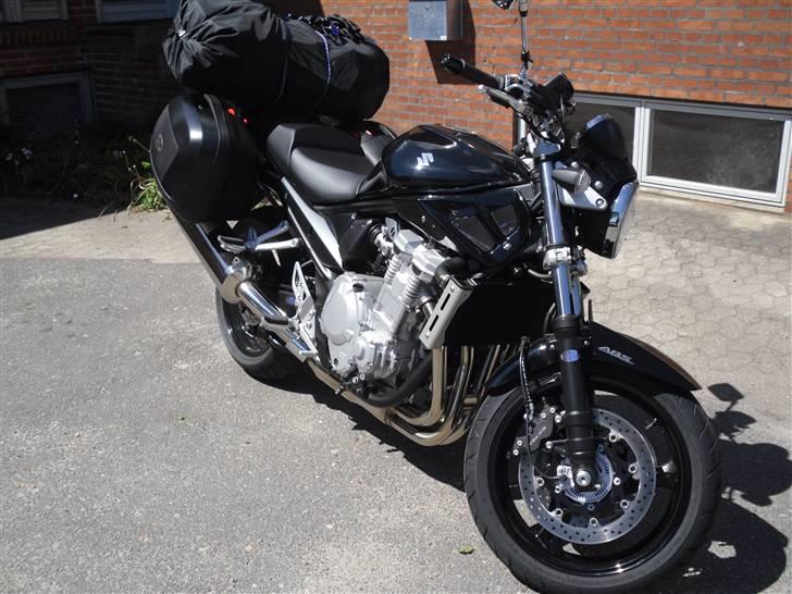 Suzuki GSF 1250 K8 (solgt) billede 3