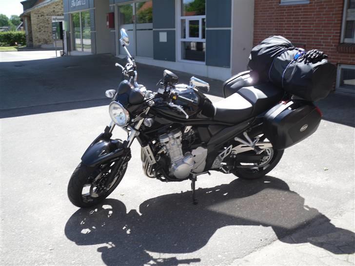 Suzuki GSF 1250 K8 (solgt) billede 5