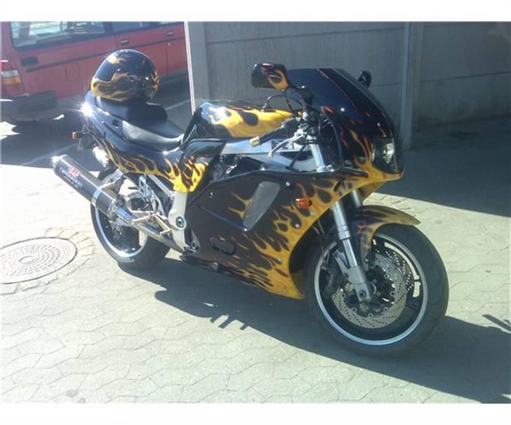 Suzuki GSXR 750 W (Solgt) billede 2