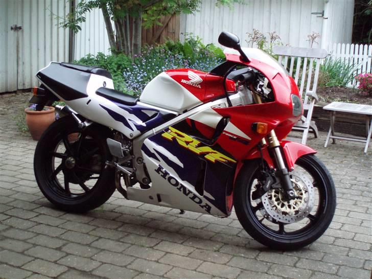 Honda RVF 400 NC35 billede 6