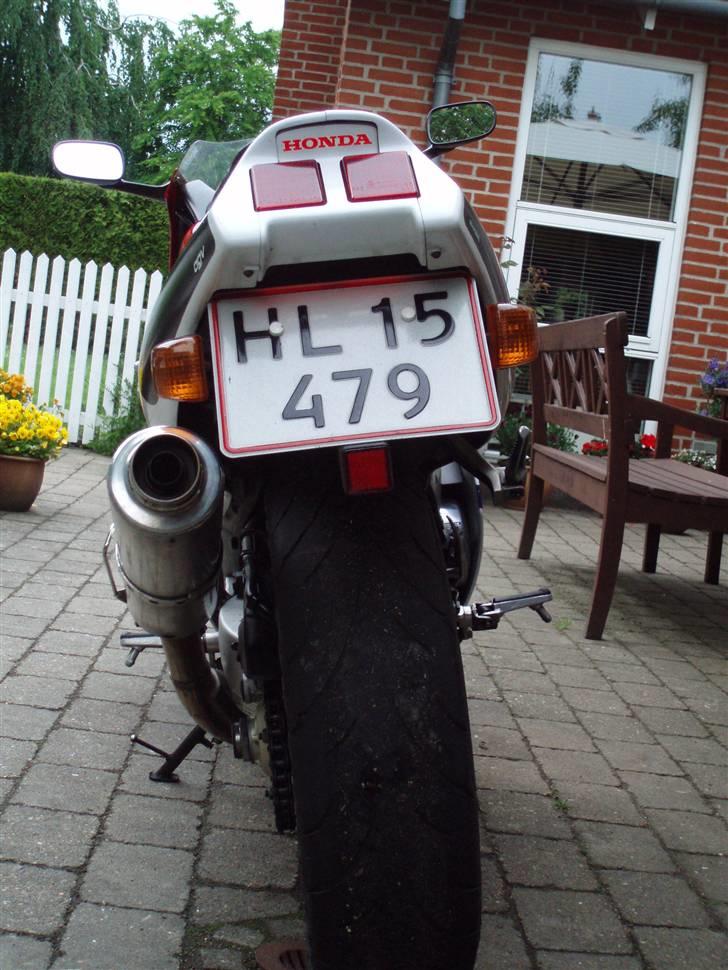 Honda RVF 400 NC35 billede 13