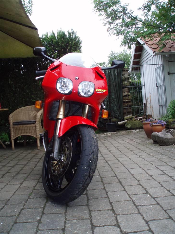 Honda RVF 400 NC35 billede 15