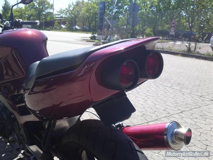 Honda CBR 600 F2 (total skadet) billede 4